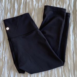 LULULEMON Crop Leggings